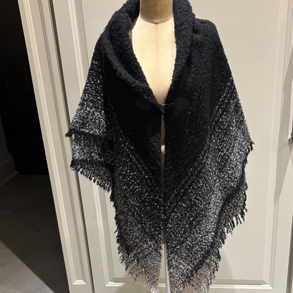 Elegant Black and Gray Women's Cape